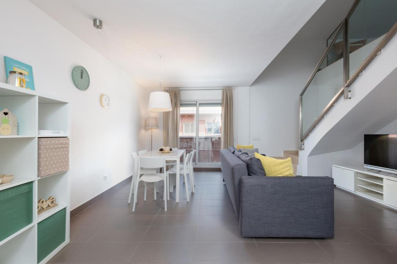 Apartamentos Cornellalux 2 Cornellà de Llobregat Екстериор снимка
