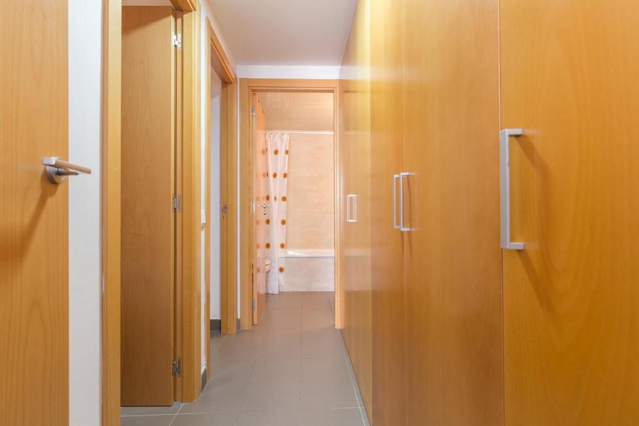 Apartamentos Cornellalux 2 Cornellà de Llobregat Екстериор снимка
